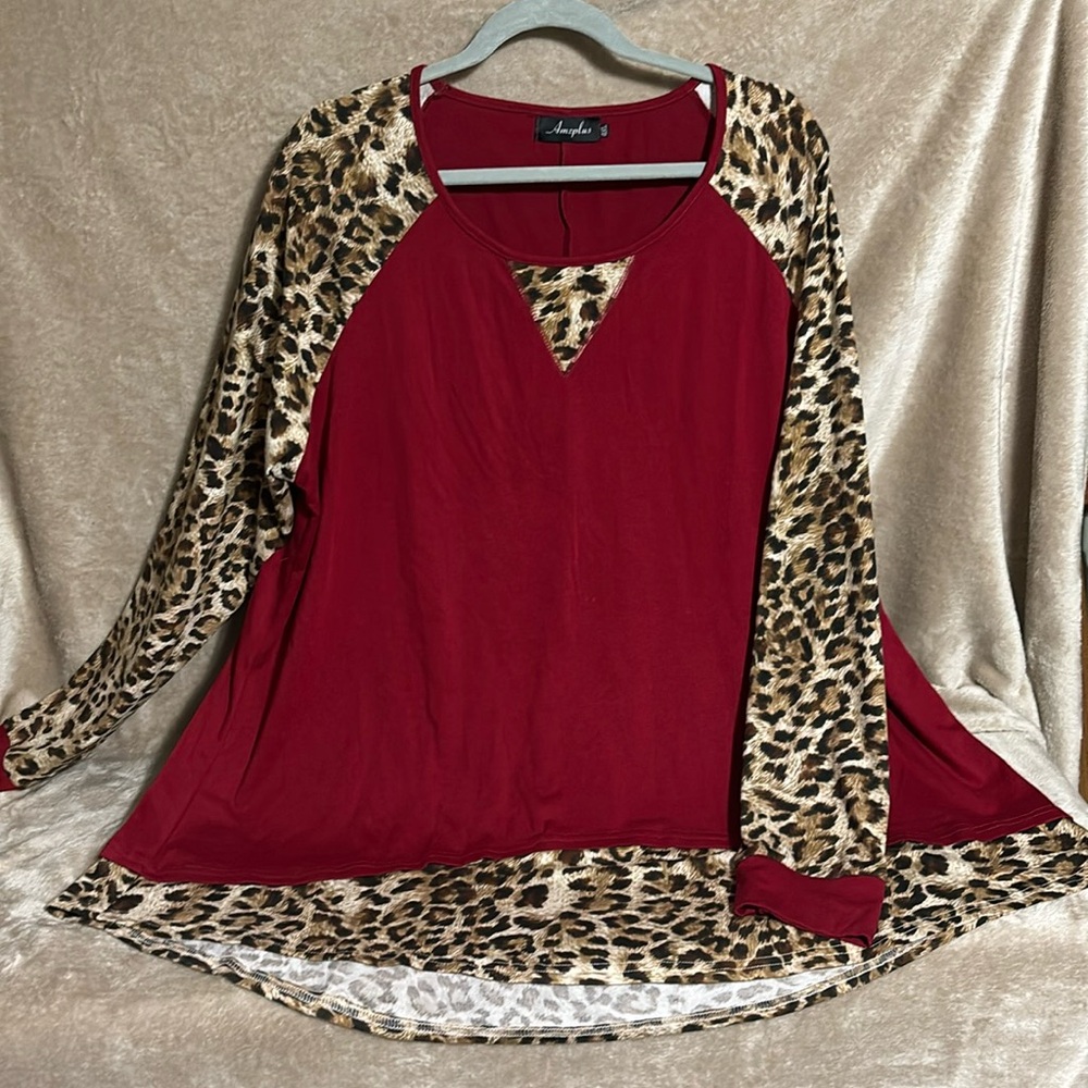 Top. Women’s plus size. Red with cheetah accents. AMZ. 4x.